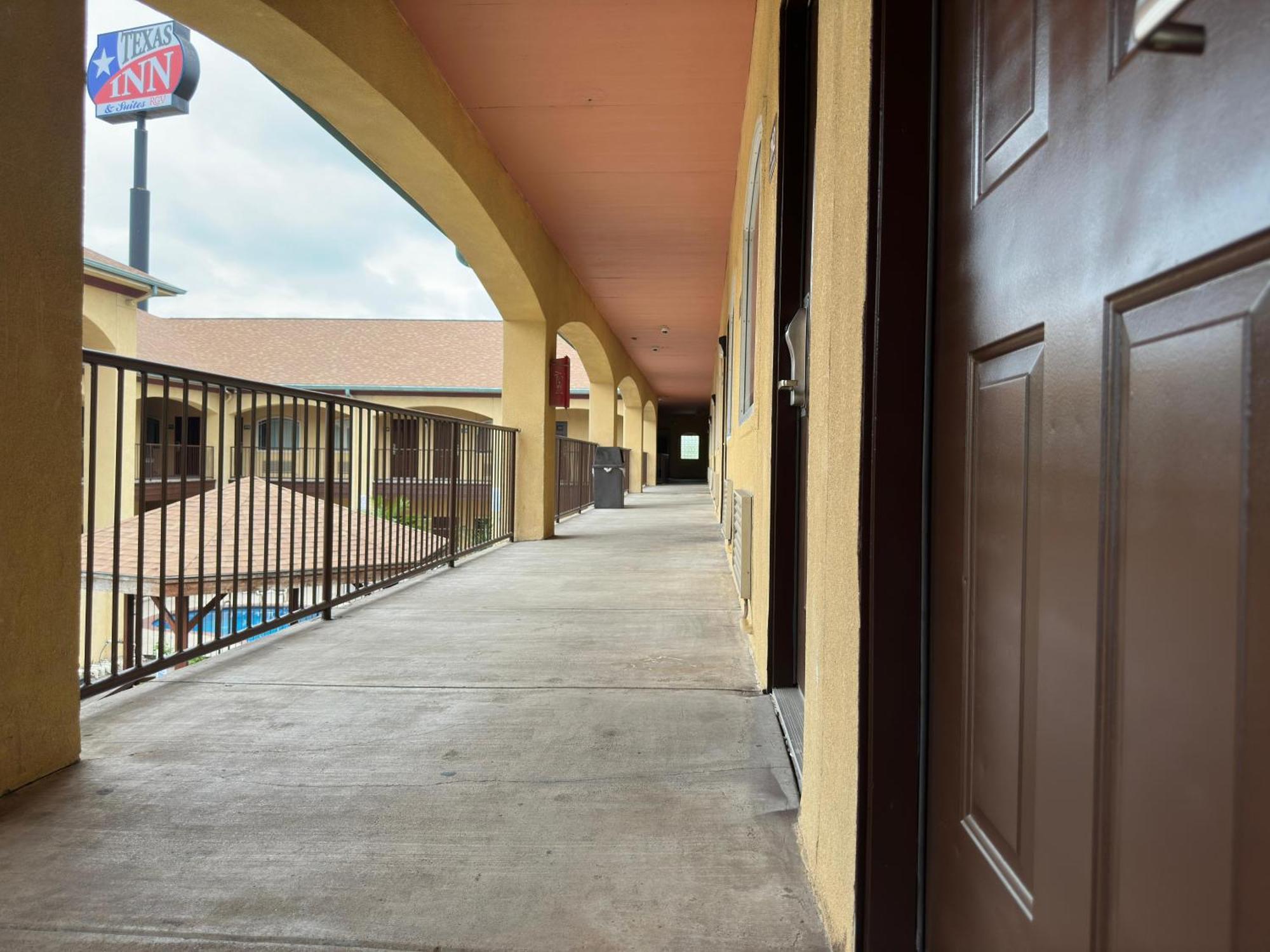 Texas Inn And Suites Rgv Edinburg Dış mekan fotoğraf