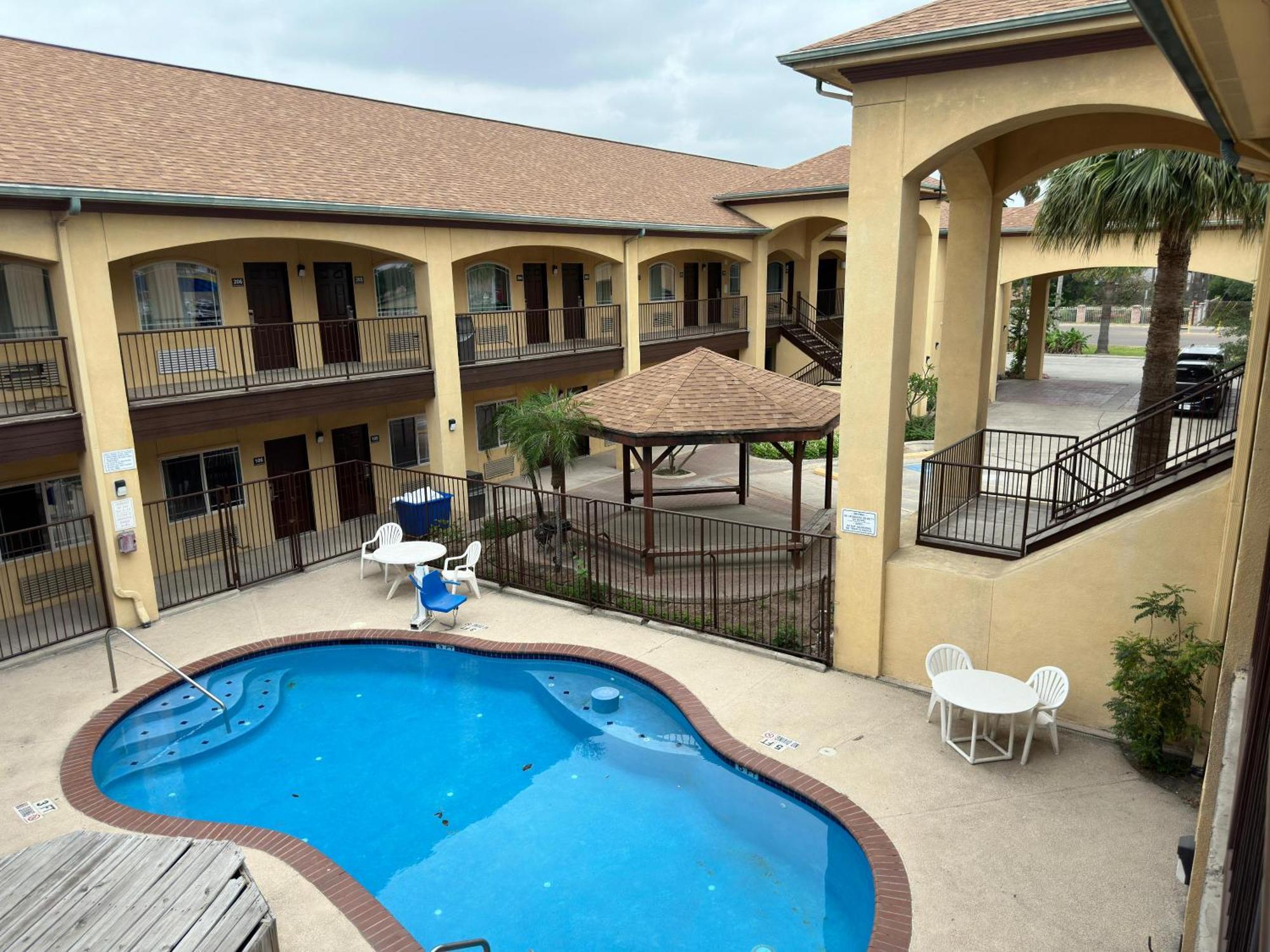 Texas Inn And Suites Rgv Edinburg Dış mekan fotoğraf
